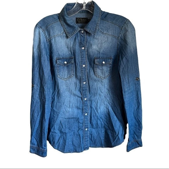 Ci Sono Chambray Snap Pearl Button Down Top - Picture 2 of 6
